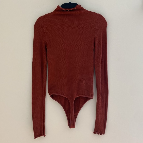 Free People Make It A Mock Neck Seamless Bodysuit - Picture 5 of 6